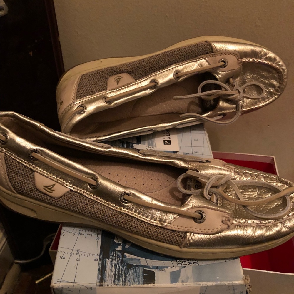 Speedy shoes